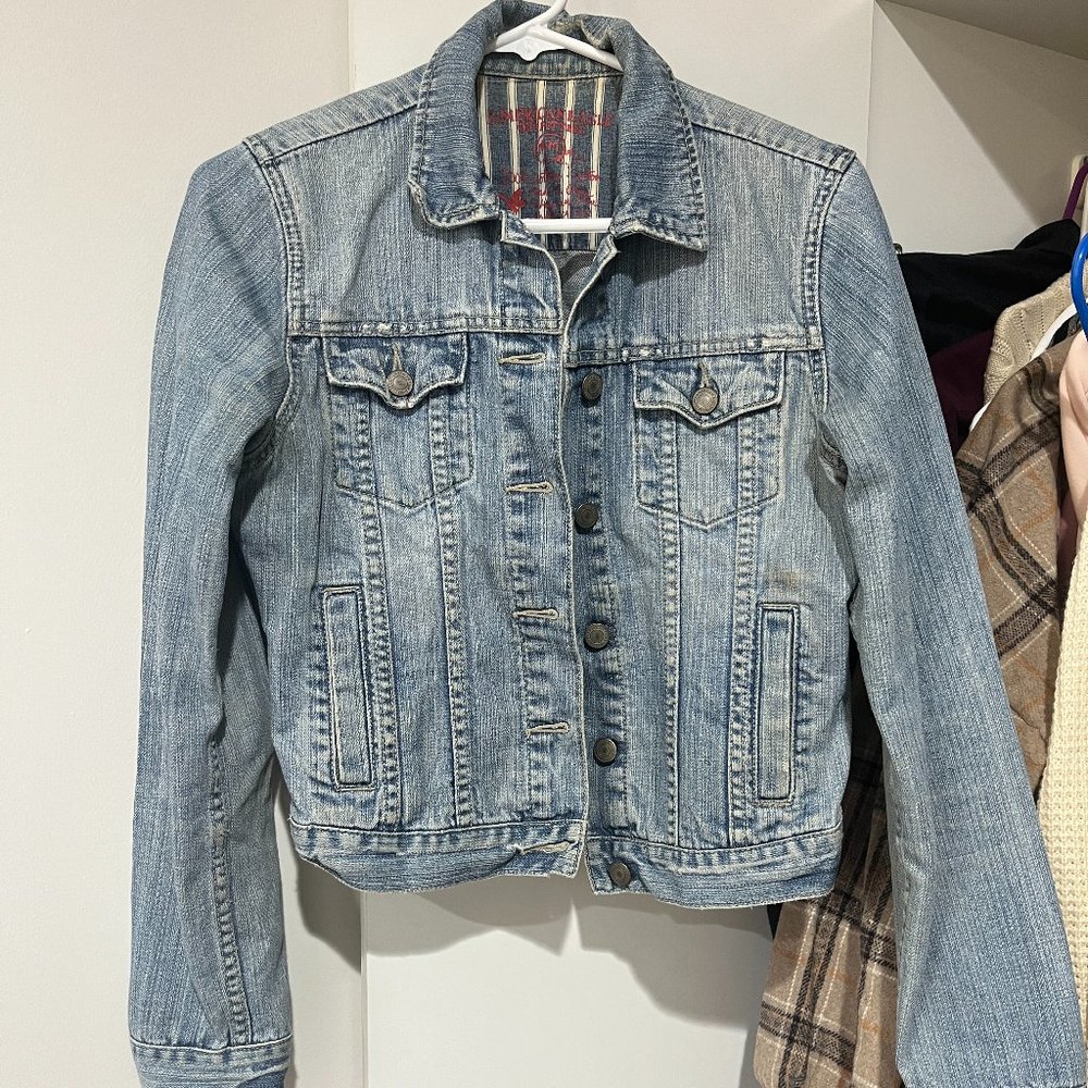 American Eagle Distressed Light Denim Jean Jacket